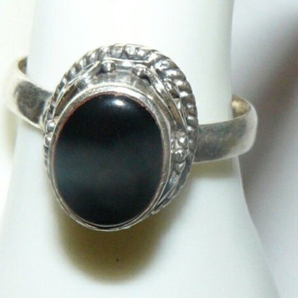 Black Onyx Stone Sterling Silver Ring Adjustable - Picture 2 of 6